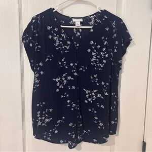 Liz Claiborne Women’s  Navy Floral Blouse